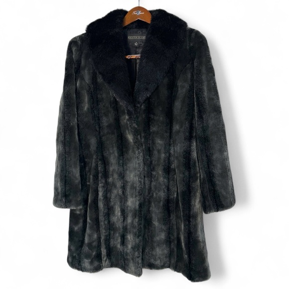 Kristen Blake Charcoal Faux Fur Teddy Coat - Picture 2 of 11